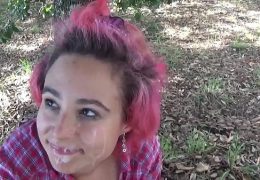 Margherita Fuxia chiavata per strada e sborrata in faccia