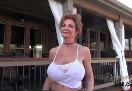 Pissing – The Movie: Deauxma